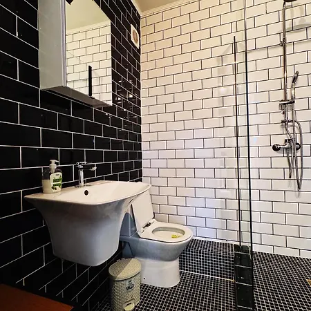 Penthouse Alezzi *