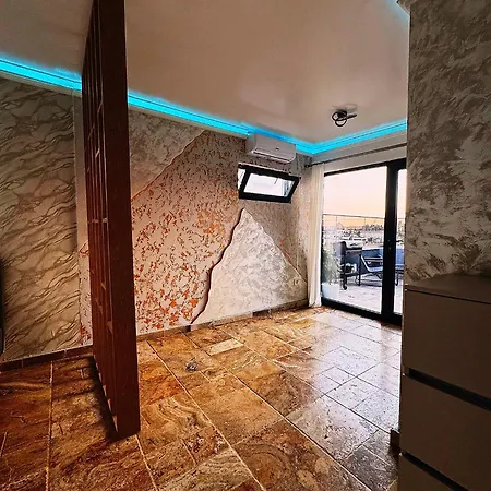 Apartman Penthouse Alezzi