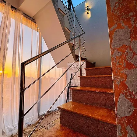 Penthouse Alezzi Apartman
