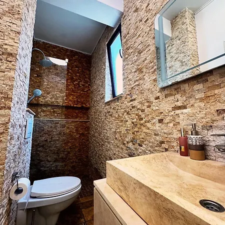 Penthouse Alezzi