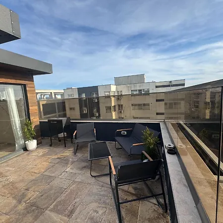 Apartman Penthouse Alezzi *