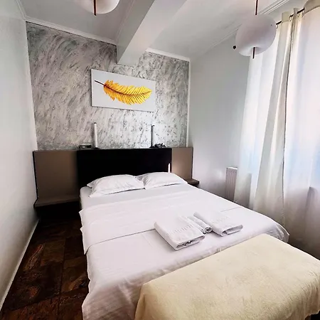 Penthouse Alezzi Apartman Năvodari